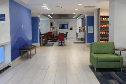 Holiday Inn Express Forest City an IHG Hotel - image 17