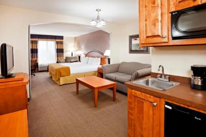 Holiday Inn Express Forest City an IHG Hotel - image 9