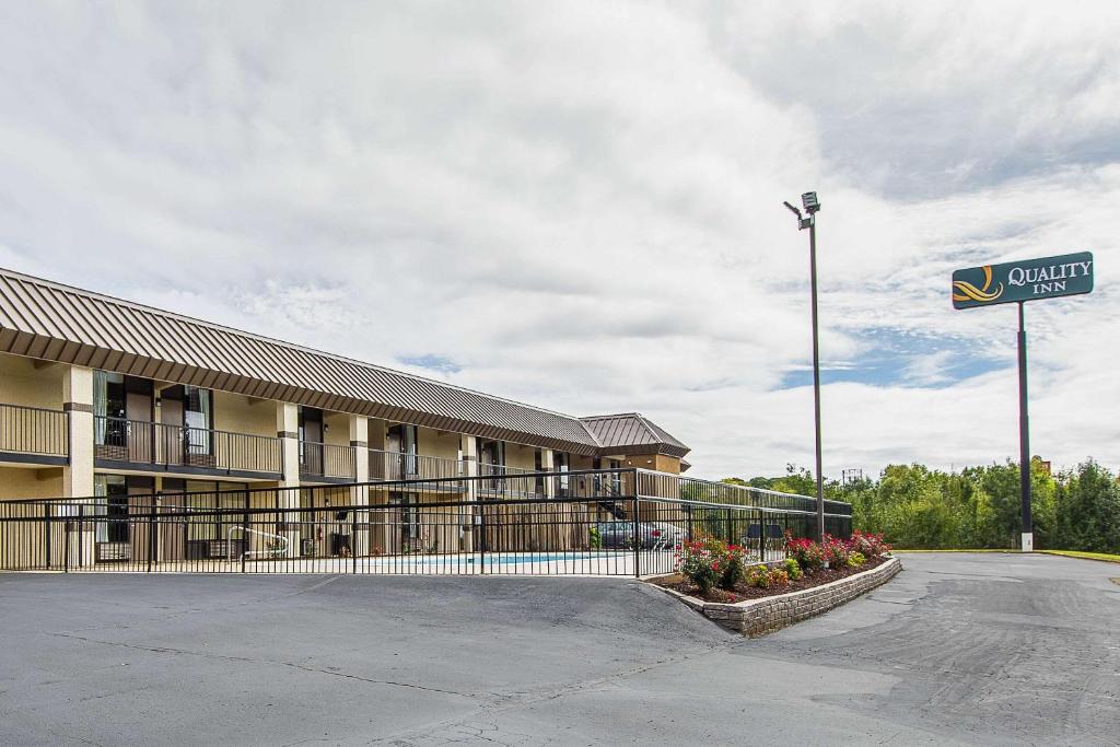 Quality Inn - main image