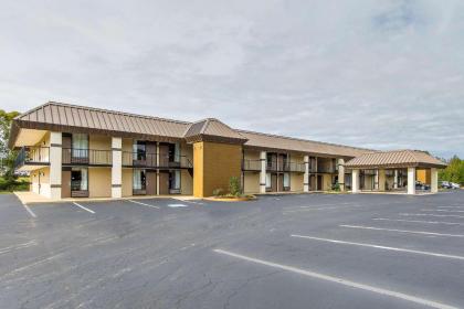 Quality Inn - image 3