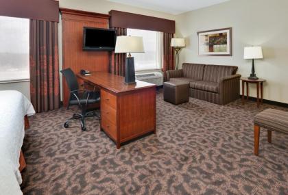 Hampton Inn & Suites Fort Worth/Forest Hill - image 12