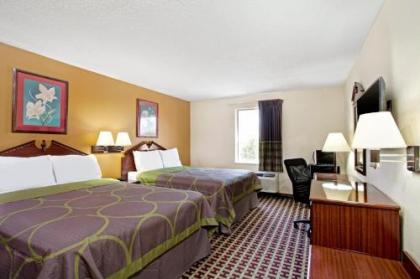 Super 8 by Wyndham Forrest City AR - image 11