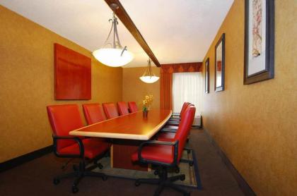 Holiday Inn Express Forsyth an IHG Hotel - image 7