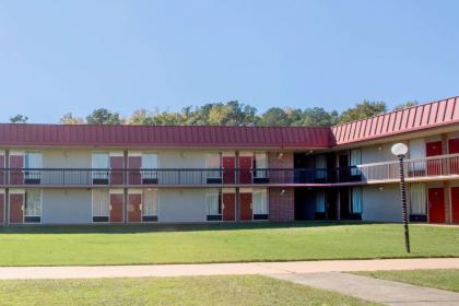 Days Inn by Wyndham Forsyth - image 9