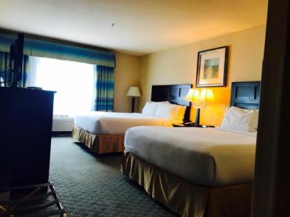 Holiday Inn Express Fort Bragg an IHG Hotel - image 2
