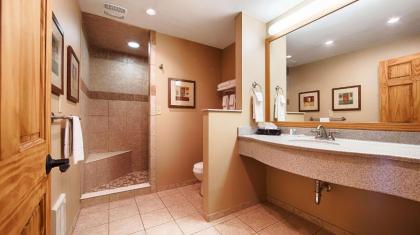 Best Western Starlite Village - image 3