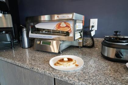 Brookstone Inn & Suites - image 10