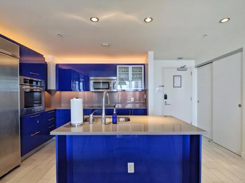 Modern Luxury Beach Hotel 2 Bedroom with Views 1807 - main image