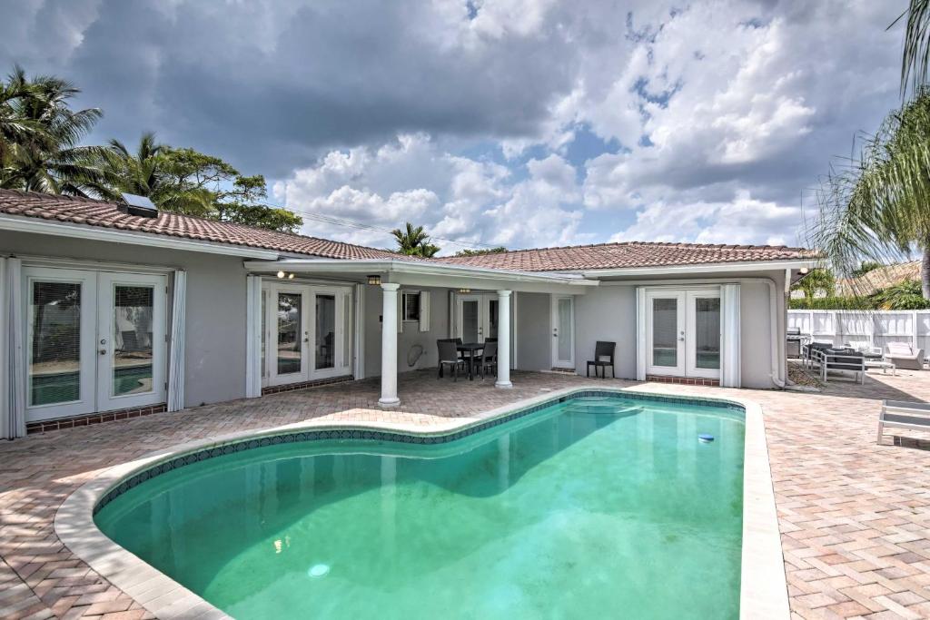 Lauderdale-By-The-Sea Luxe Waterfront Villa! - main image