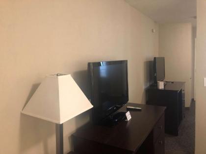 Best Western Fort Lee - image 21
