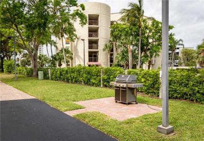 Bella Lago 324 3 Bedrooms Sleeps 6 Tennis Elevator Heated Pool Gym - image 5