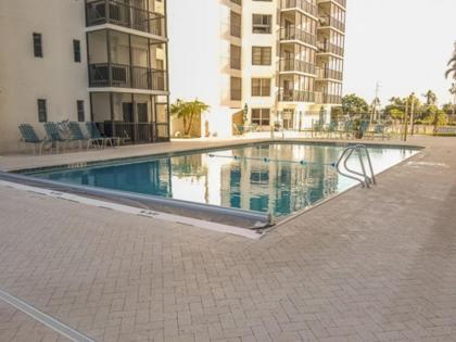 Island Winds 102 Fort myers Beach