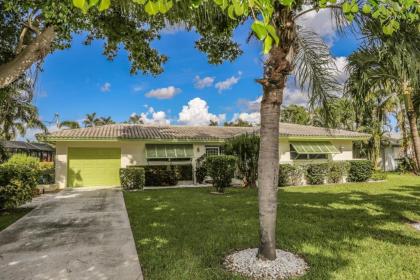 5155 Williams Dr.   m