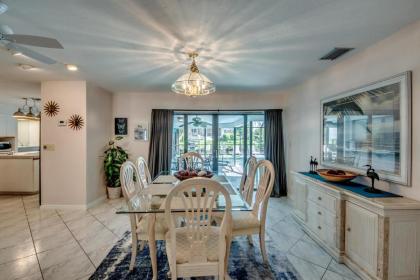 8305 Estero Boulevard - image 15