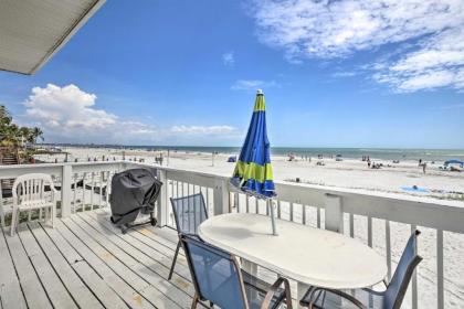 Fort Myers Beach House with Private Deck and Gulf Views