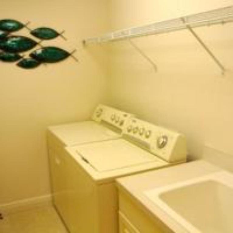 Waterside Condo by IPG Florida - image 2