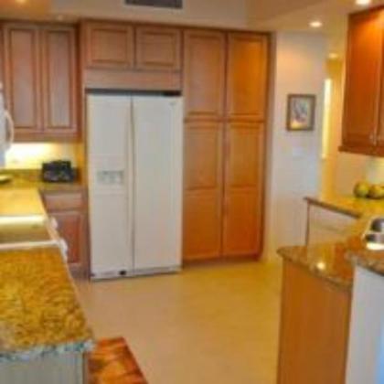 Waterside Condo by IPG Florida - image 8