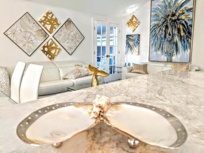 Golden Palm Estate
