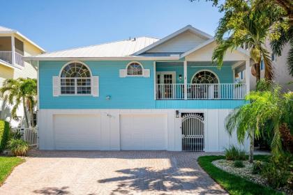 415 Palermo Circle by Coastal Vacation Properties Fort myers Beach