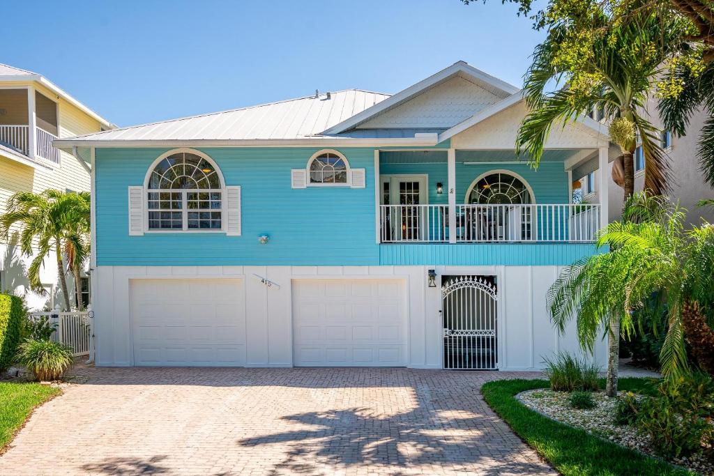 415 Palermo Circle by Coastal Vacation Properties - main image