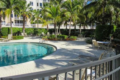 Waterside 785 by Kathy Nesbit Vacations - image 17