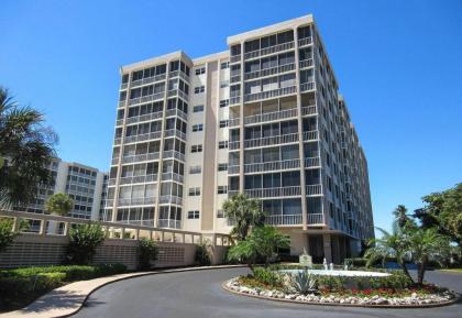 Creciente 313N by Kathy Nesbit Vacations Fort myers Beach Florida