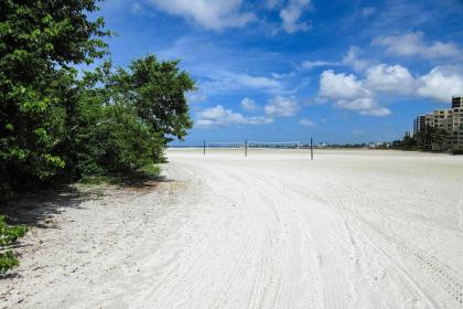 Sand Caper 108 by Kathy Nesbit Vacations - image 12