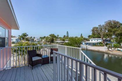 Flamingo Villas D Upstairs   Beautiful Beach Bungalow with Pool Fort myers Beach