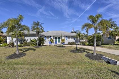 Fort Myers Bungalow - 12 Miles to the Beach! - image 11