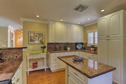 Fort Myers Bungalow - 12 Miles to the Beach! - image 15