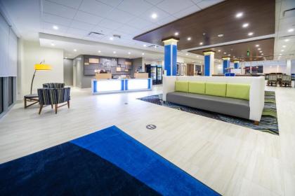 Holiday Inn Express & Suites - Fort Myers Airport an IHG Hotel - image 4