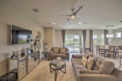 Sunny Ft Myers Abode with Community Amenities! - image 5