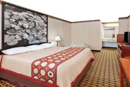 Super 8 by Wyndham Ft. Oglethorpe GA/Chatt TN Area - image 11
