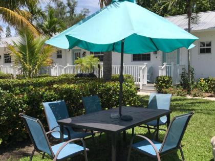 Seahorse Beach Bungalows - image 5