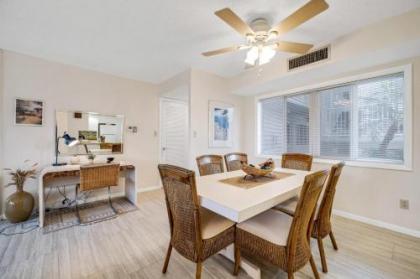 Perfect Oceanside 2 Bedroom Condo - Private Beach 4 Heated Pools & 9 Hole Golf Course! condo - image 5