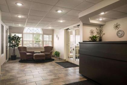 Travelodge by Wyndham Fort Scott - image 10