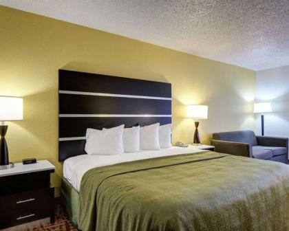 Quality Inn Fort Smith I-540 - image 11