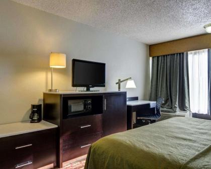Quality Inn Fort Smith I-540 - image 13