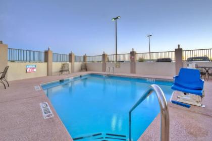 Candlewood Suites Fort Stockton an IHG Hotel - image 15