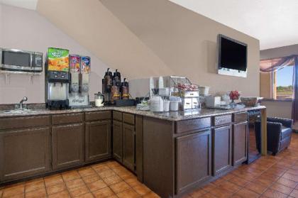 Super 8 by Wyndham Fort Sumner - image 14