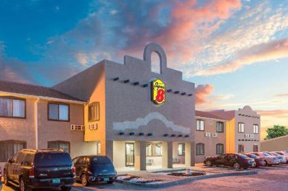 Super 8 by Wyndham Fort Sumner - image 2