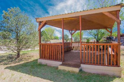 Super 8 by Wyndham Fort Sumner - image 6