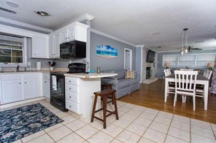 Elliott Point Vacation Home - image 2