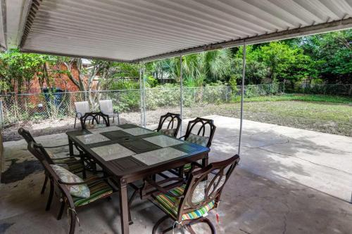 Elliott Point Vacation Home - image 4