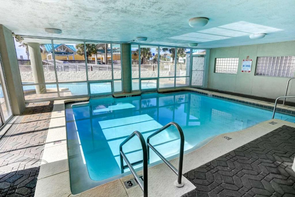 Sea Crest Condominiums Unit 503 - image 3