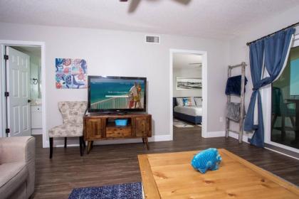 Sea Crest Condominiums Unit 503 - image 8