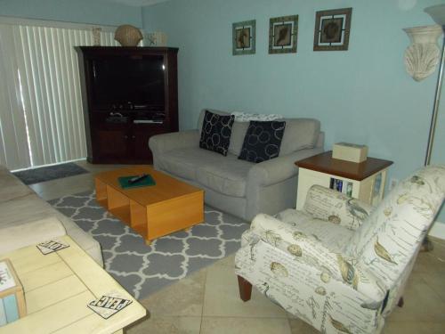 Seaspray Condos 208C - image 5