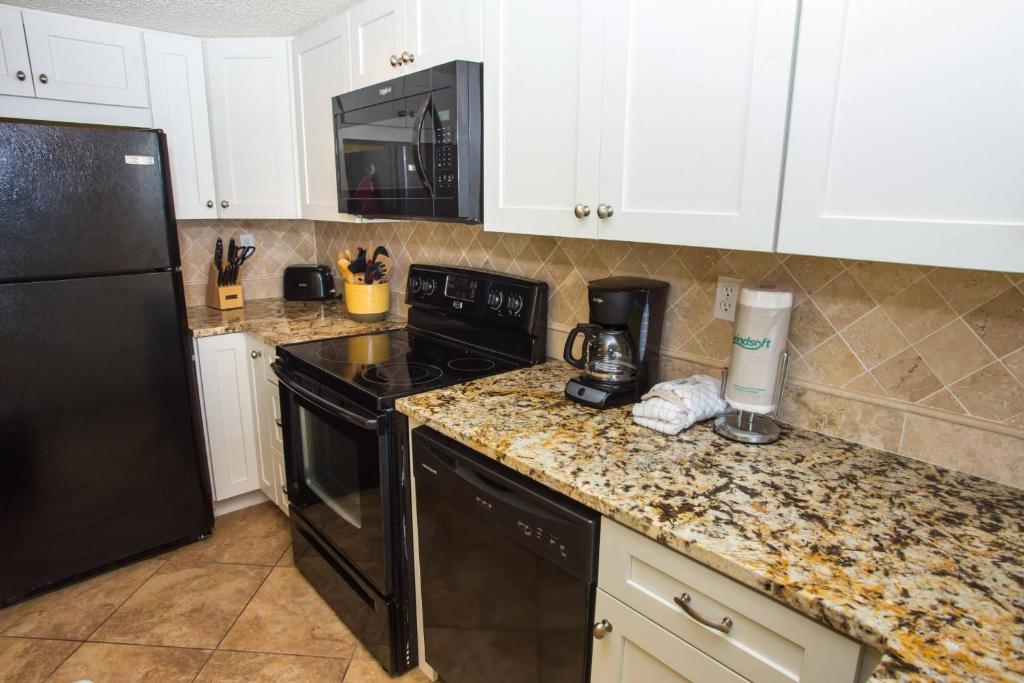 Islander Beach Resort Unit 201 - image 4