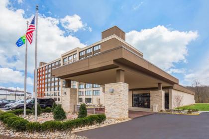 Holiday Inn Express  Suites Ft. Washington   Philadelphia an IHG Hotel