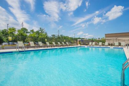 Holiday Inn Express & Suites Ft. Washington - Philadelphia an IHG Hotel - image 7